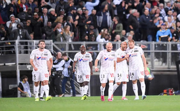 塑胶跑道 多少钱一平方