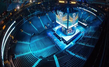 博鱼综合体育官网登录入口健身房器材女生使用